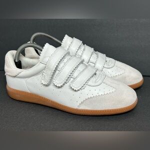 Steve Madden Women’s Momentum Suede Sport Sneaker 8.5 White $79 EUC